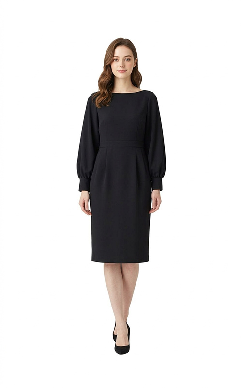 Kleid mit weitem Ärmel