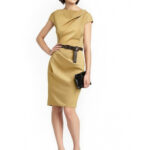 Etuikleid mit Falten