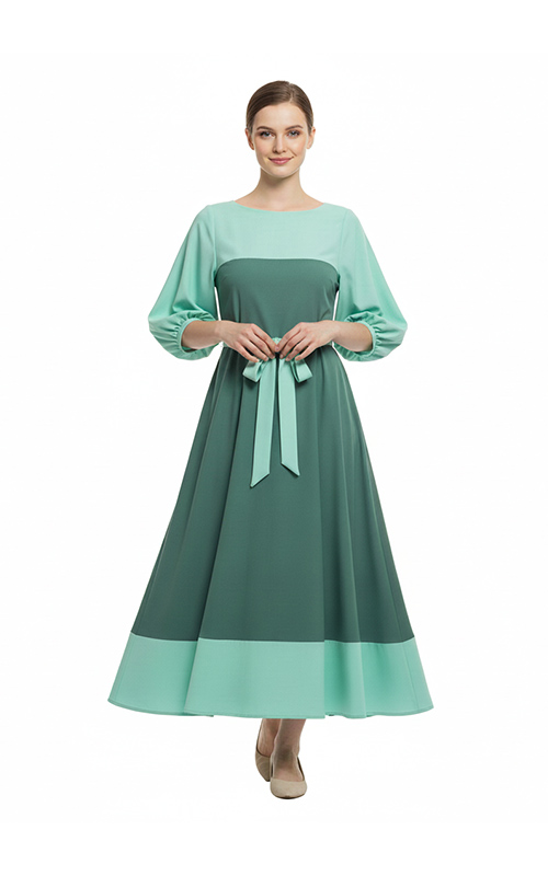 Kleid mit luftigen Ärmeln