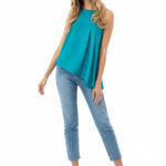 Ärmellose Bluse mit Falten