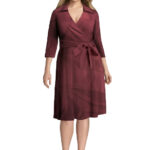 Wickelkleid mit Kragen