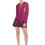 2793 - Bluse mit dekorativem Ausschnitt