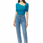 Bluse mit asymmetrischem Ausschnitt