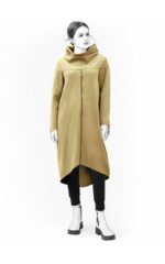 Kleid mit Verzierung