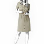 Kleid mit Knopfleiste